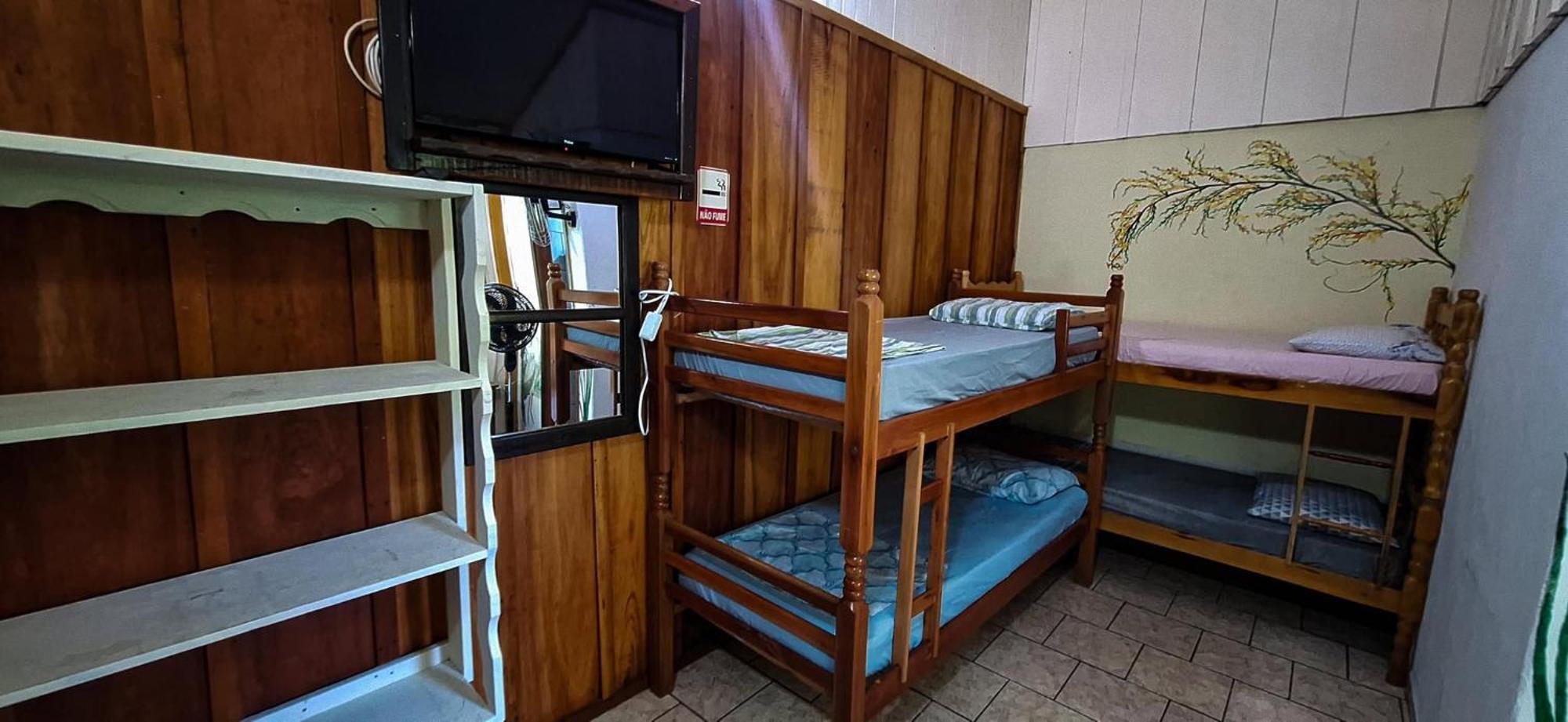 Pousada E Camping Do Clodo Ilha do Mel Exterior photo
